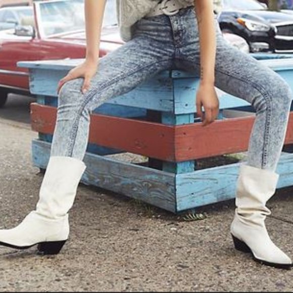 Free People Moon and Back Slouch Boot White NWOT - Picture 4 of 8